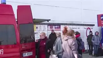 包含匈牙利客场告捷，波兰不敌乌克兰惨遭提前淘汰的词条